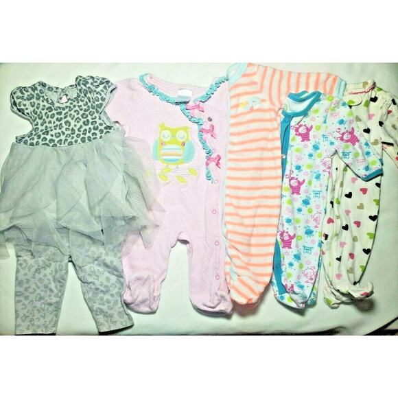 Carters Disney Cherokee Baby Girl Lot Newborn NB 0-3 Outfit Set Sleepers Pajamas - Picture 7 of 7